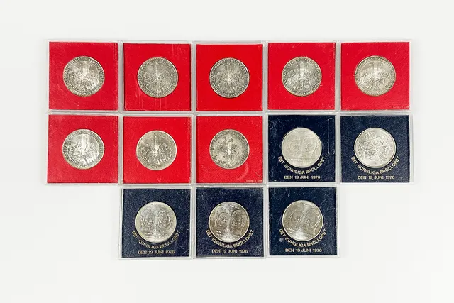 MYNT, 13 st, 50-kronor, Sterlingsilver.