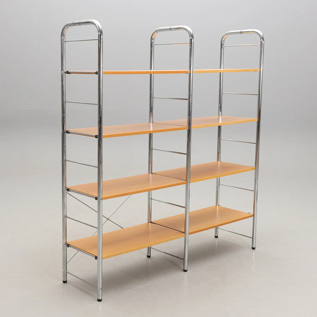 RUTGER ANDERSSON. HYLLSYSTEM/HYLLA, "Niklas", IKEA, 1980-tal. — Cupboards, Cabinets & Shelves — Crafoord Auktioner Malmö