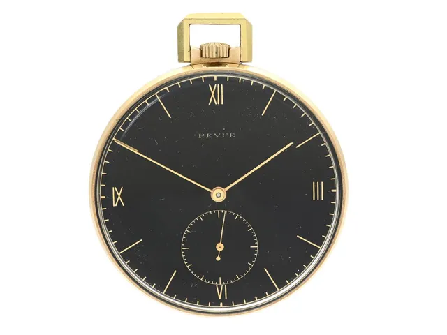 REVUE, frackur, 46 mm, Cal 65, 14K guld, ankargång, skadad urtavla, gravyr, ca 1935.