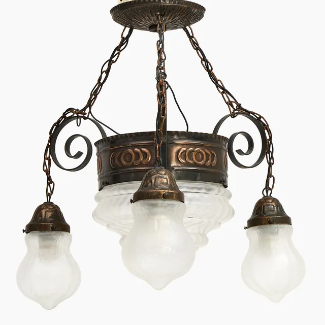 TAKLAMPA, Jugend, koppar, glaskupor i frostat glas, 4 ljuspunkter, 1900-talets första del.