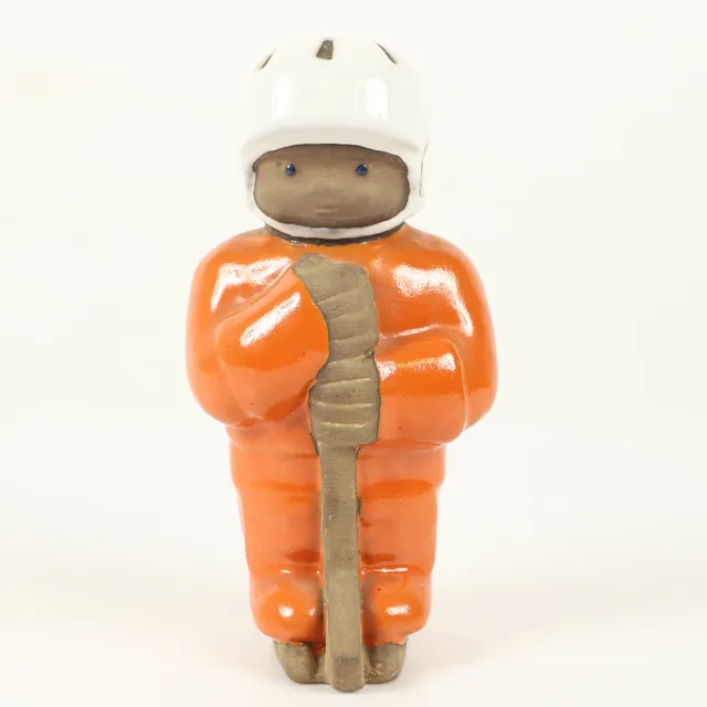 BERIT TERNELL. Figurin, "IS Göta 100 match.", keramik, 70/71, Upsala-Ekeby.