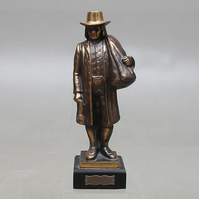 NILS CASTEGREN. Knalle, figurin, brons, märkt i godset Castegren.