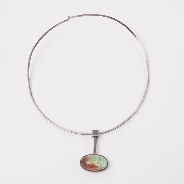 REY URBAN. Collier, silver, hänge med vattenmelonturmalin, signerad, Rey Urban, Stockholm, 1966.