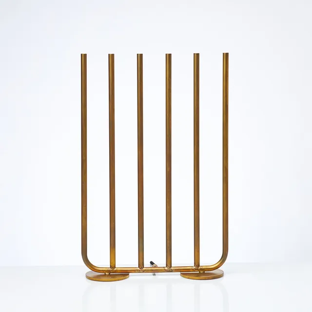 SABINA GRUBBESON. LJUSSTAKE/ADVENTSLJUSSTAKE, "December 6", för Konsthantverk, 6 st ljusspunkter, mässing.