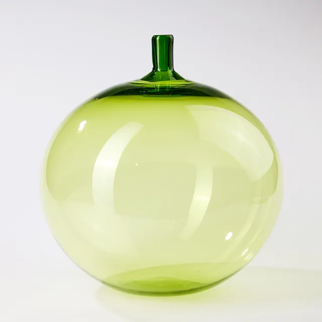 INGEBORG LUNDIN. Vas, glas, "Äpplet", Orrefors, 1960-70-tal, modellen formgiven 1955.