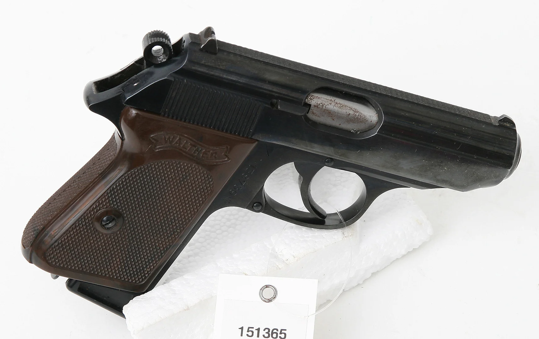 (279) PISTOL, tysk, Halvautomatisk, fabrikat Walther Ulm, modell PPK, kaliber 7,65mm, tillv.nr 138739. — Pistols — Mauritz Widforss