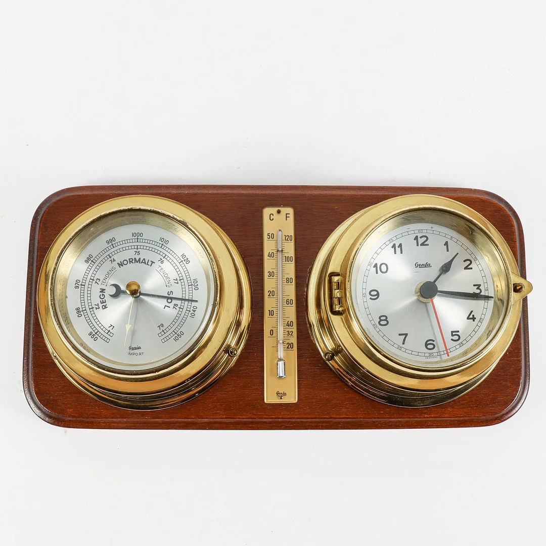 SKEPPSUR MED BAROMETER. — Technica & Nautica — Karlstad Hammarö Auktionsverk