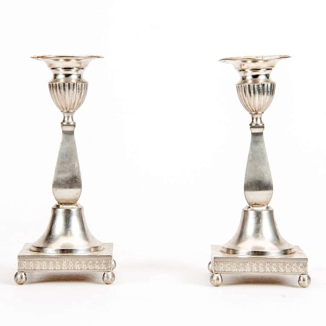 ERNST SVEDBOM. Ljusstakar, 1 par, tenn, 1960-tal. — Candlesticks — Laholms Auktionskammare