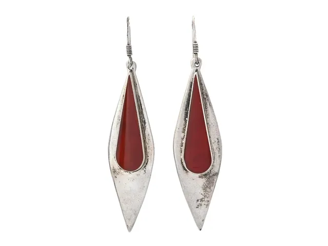 ÖRHÄNGEN, sterlingsilver, karneoler, höjd 6 cm, vikt 6,6 g.
