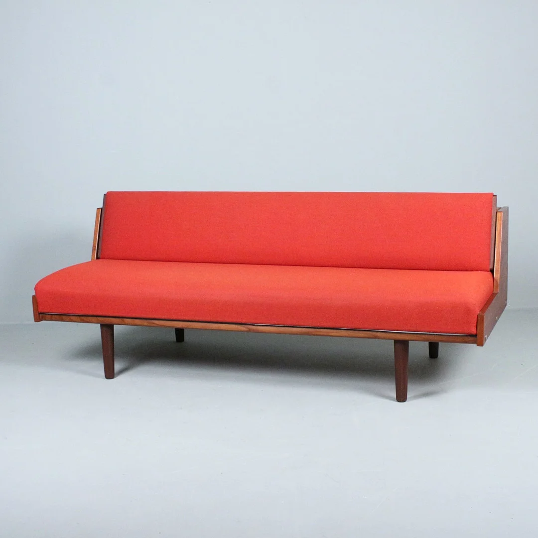 HANS J. WEGNER für GETAMA. Sofa / Daybed 'GE-258', Dänemark, 1960er Jahre. — Sofas & Seatings — Stockholms Auktionsverk Düsseldorf/Neuss