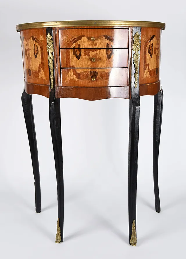 "KONSOLENTISCH", Holz, 21. Jhd., Stilmöbel.