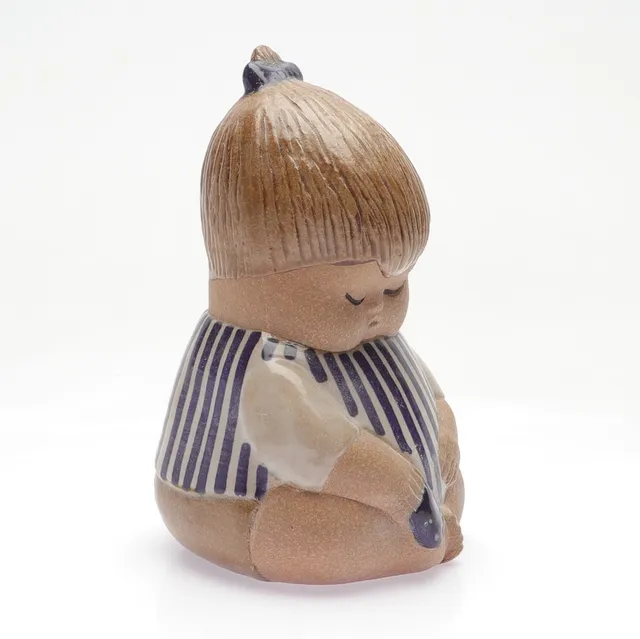 LISA LARSON. Figurin, stengods, "Johanna", ur serien "Larsons ungar", Gustavsberg.