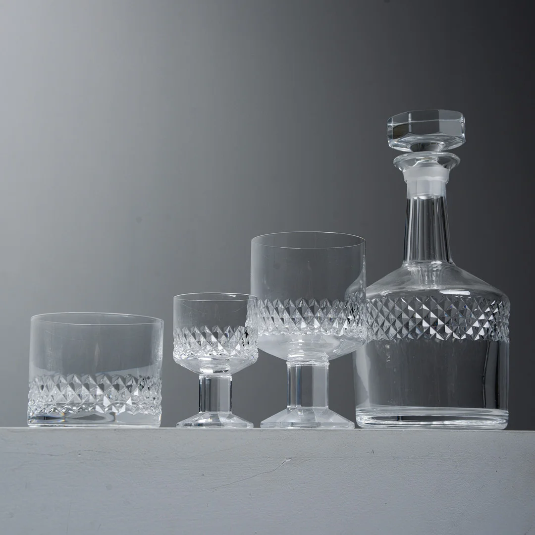 NILS LANDBERG. Glasservis, "Gustav II Adolf", Orrefors (16 delar). — Tableware — Formstad Auktioner