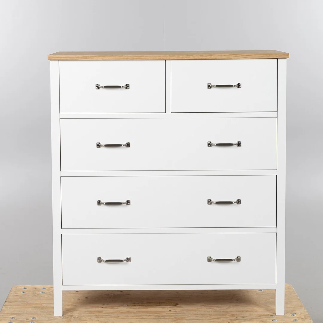 MARTINA ELGEMARK. Byrå "Emmaboda", 5 lådor, för Mavis, samtida. — Chests of drawers — Stockholms Auktionsverk Helsingborg