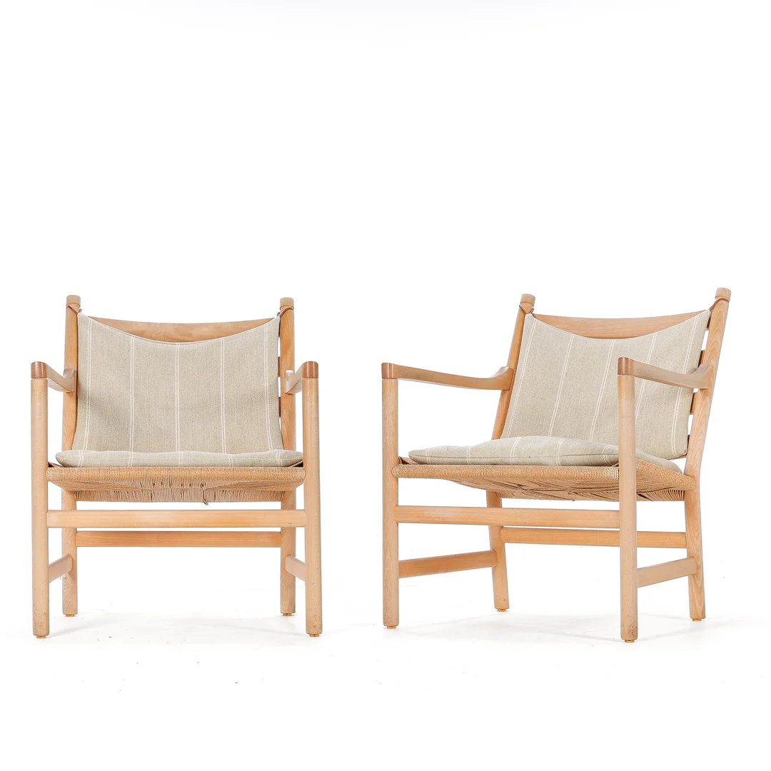Hans J. Wegner. A pair of armchairs model CH44, beech (2) — Furniture/Chairs — Lauritz