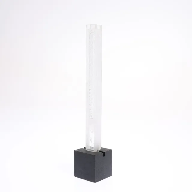 ALEXIUS HUBER. Pelare, plexiglas, signerad.