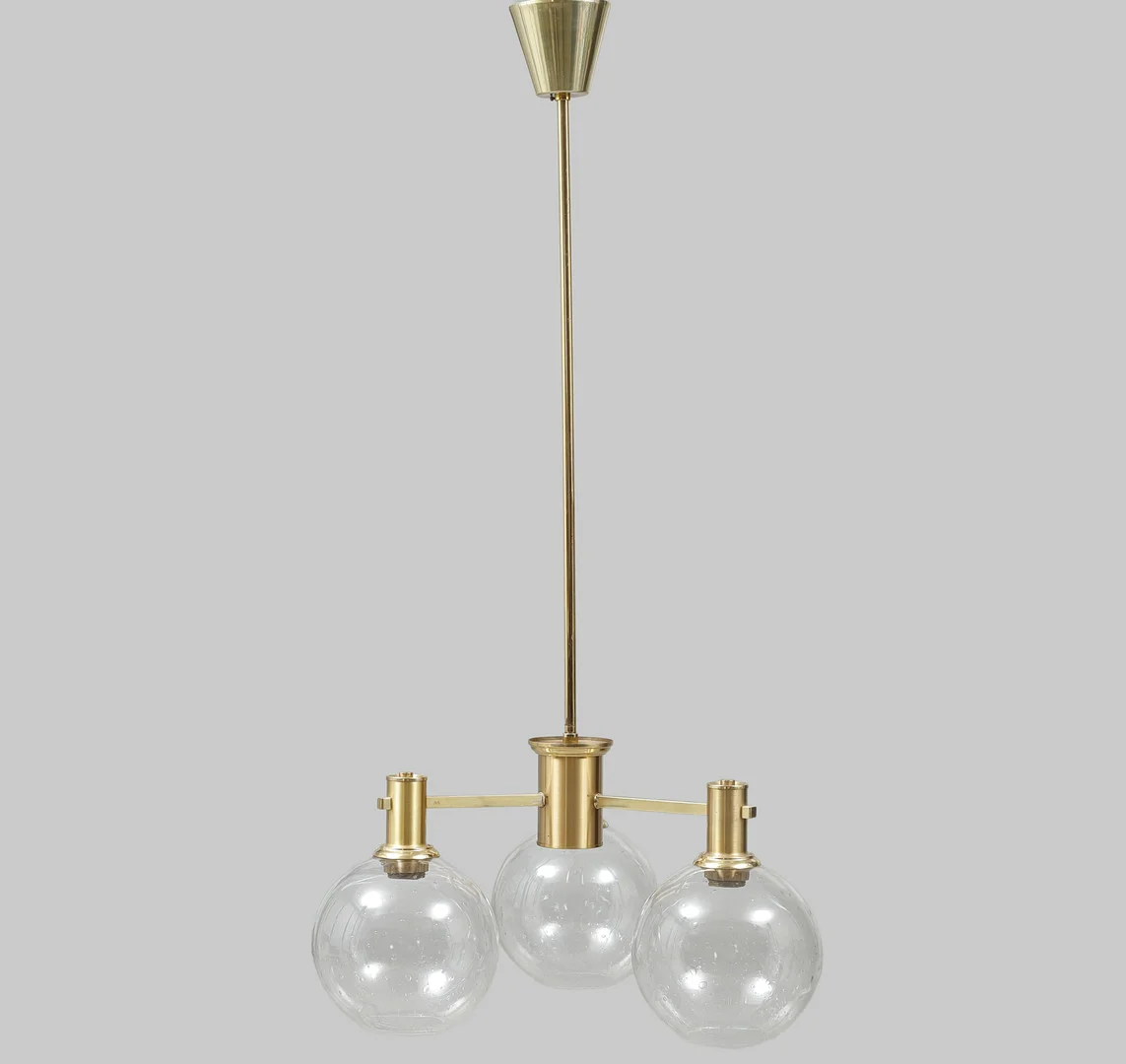 ERIK WÄRNÅ. Taklampa, EWÅ, 1900-talets senare hälft. — Ceiling lights — Göteborgs Auktionsverk