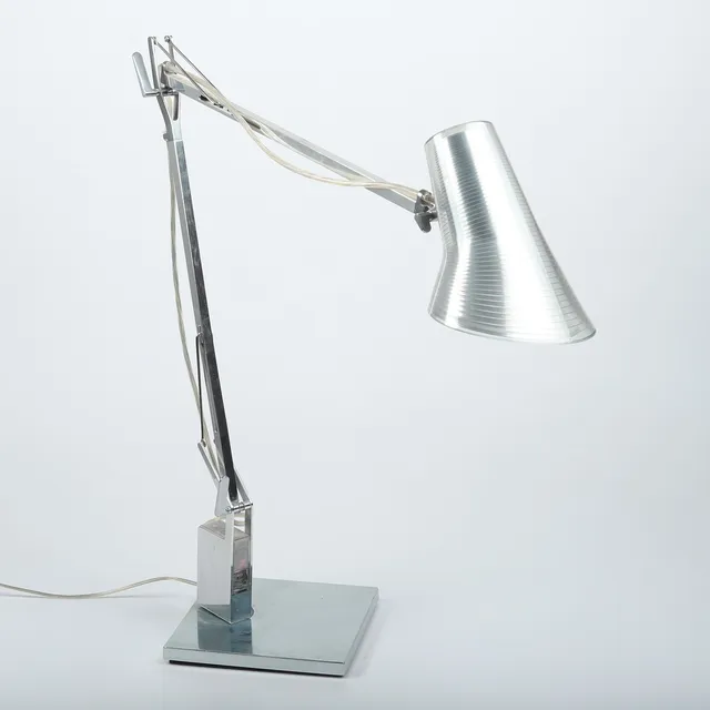 ANTONIO CITTERO. Skrivbordslampa, ”Kelvin T”, aluminium/plast, Flos, Italien.