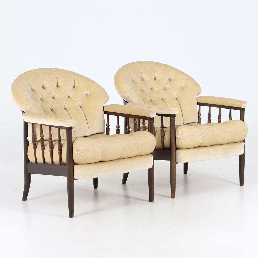 ANDERS NILSSON. Fåtöljer, ett par, Trensum Möbelfabrik. 1970-tal. — Armchairs & Chairs — Stadsauktion Sundsvall