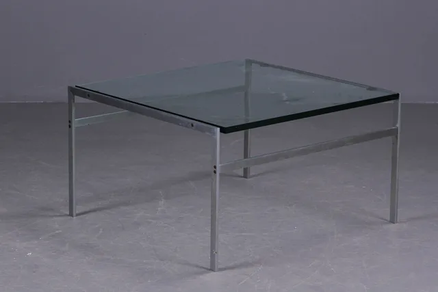 Preben Fabricius & Jørgen Kastholm. Sofabord, model Bo-553