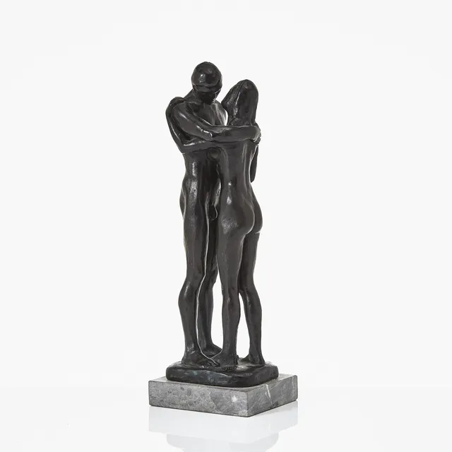 GUDMAR OLOVSON. "De två träden - Les deux arbres", skulptur, patinerad konstmassa, signerad, monterad på marmorsockel.