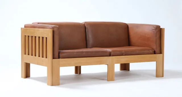 Tage Poulsen. Fritstående sofa, model TP632