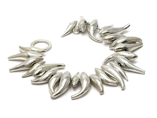 ARMBAND, sterlingsilver, fantasilänk, längd ca 20,5 cm, vikt 77,2 g.