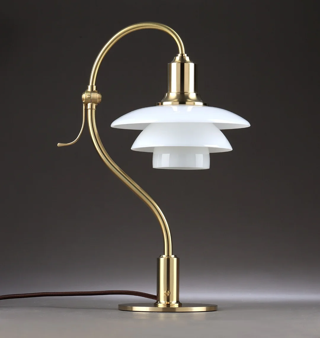Poul Henningsen. PH 2/2 'The Question Mark' — Lamps and lighting/Table lamps — Lauritz