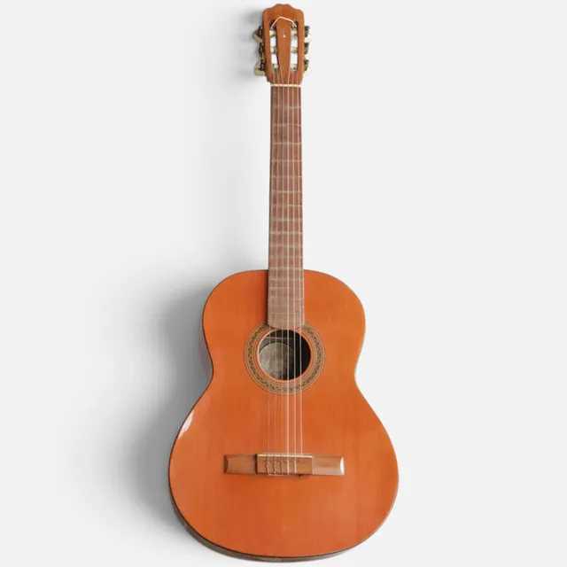 SUSPIRO. Spansk akustisk guitar, Valencia, Spanien.