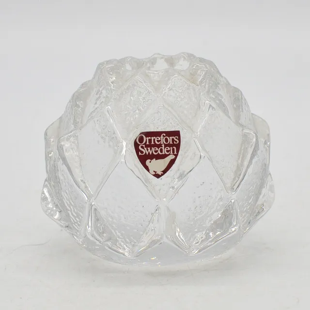 BERIT JOHANSSON. ORREFORS GLAS SWEDEN, "NIMBUS", KERZENHALTER, KRISTALLGLAS, UM 1970, MIT STUDIOETIKETT.