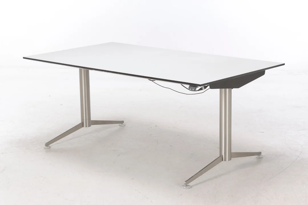 Paul Leroy for Paustian. Desk / work table, model Spinal, electric raise/lower function — Furniture/Office furniture — Lauritz
