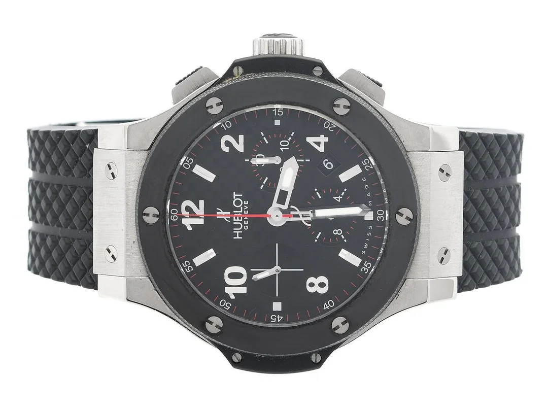 HUBLOT, Genève, Big Bang, Cal HUB4100 (ETA 7750), Ref nr. 301.SB.131.RX, Boett nr. 893811, kronograf, herrur, 44 mm, stål/kevlar/ceramica, automatisk, safirglas, datum, glasbaksida, integrerat gummiband, viklås, cert (chip) december 2011, box (skadad), ytterkartong. — Klockor/Hublot — Kaplans