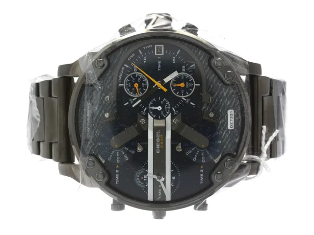 HERRUR, Diesel Mr Daddy DZ-7331, stål quartz, kronograf, datum, Ø58mm, snr 111501, ca20,5cm, manual och box medföljer