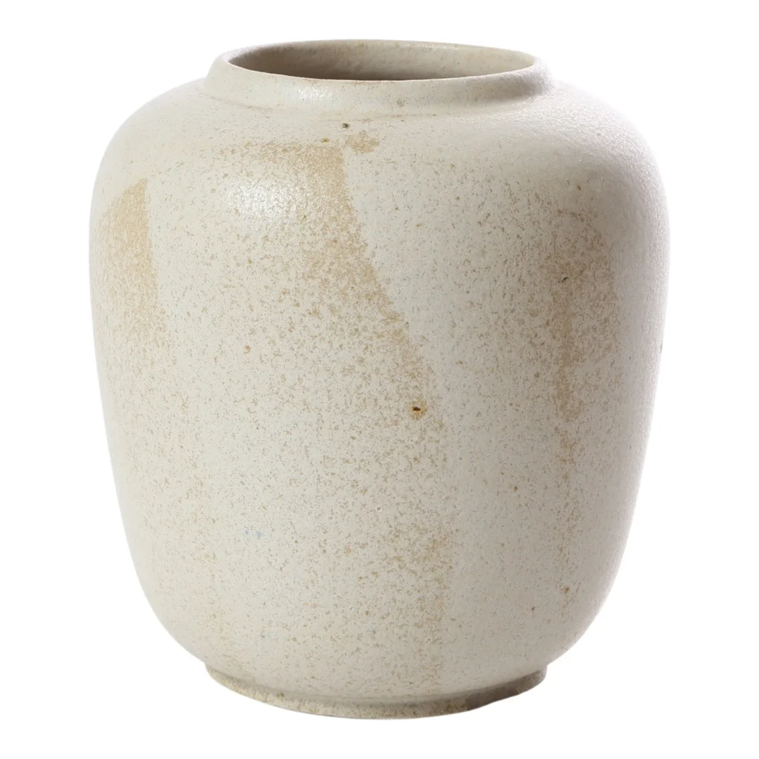 ARNE BANG. Vase af stentøj, model 410. — European — Bidstrup Auktioner