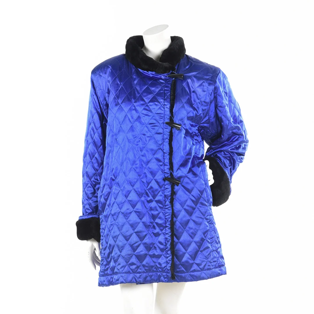 YVES SAINT LAURENT FOURRES, PÄLSKAPPA, STORL. 40/42, 1980-TAL. — Vintage & Designer Fashion — Stockholms Auktionsverk Helsingborg