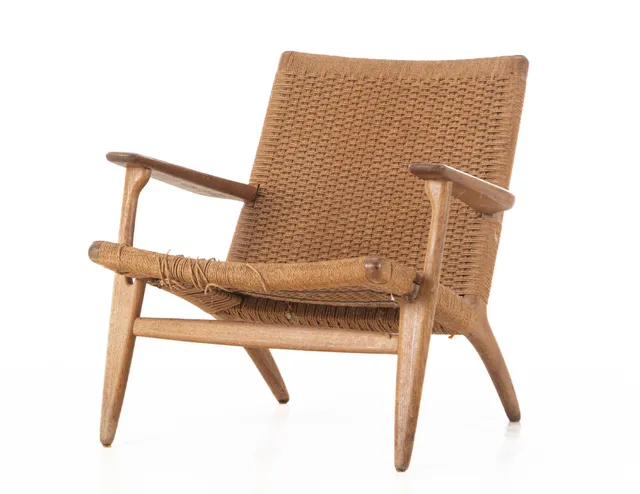 Hans J. Wegner. Armchair, model CH-25