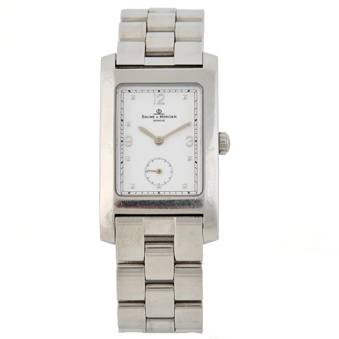 Wristwatch of steel, ref. MV045063. Quartz movement, cal. ETA. Baume & Mercier bracelet of steel with folding clasp. Circumference approximately 17 cm. 24×40 mm. 2000s. — Clocks & watches/Wristwatches — Bruun Rasmussen