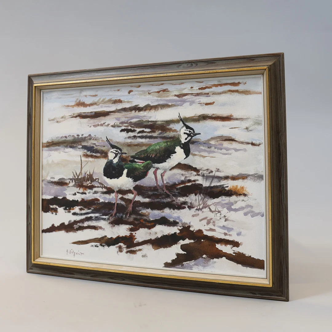 ARNE LIDQVIST. Olja på duk, "Tofsvipor i mars", signerad. — Paintings — Gomér & Andersson Nyköping