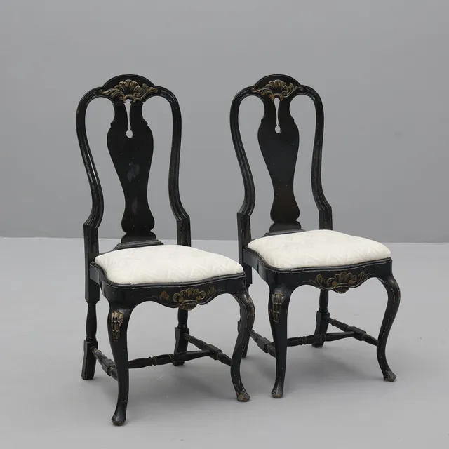 Karmstolar, ett par, rokoko stil, 1800/1900-tal.
