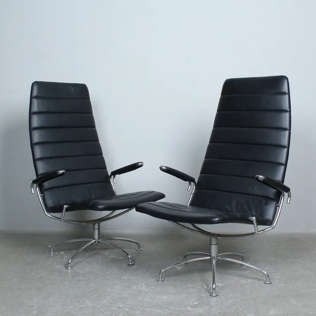 JENS AMUNDSEN. Fritz Hansen, Paar Sessel/Flughafen Lounge Sessel, „SAS-Serie“, Dänemark, 1979er.