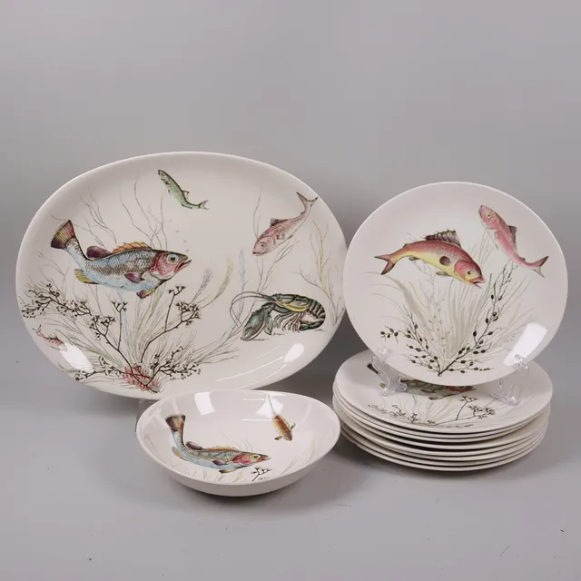 SERVISDELAR, "Fish", Johnson Bros, England 1900-talets andra hälft, 11 delar.
