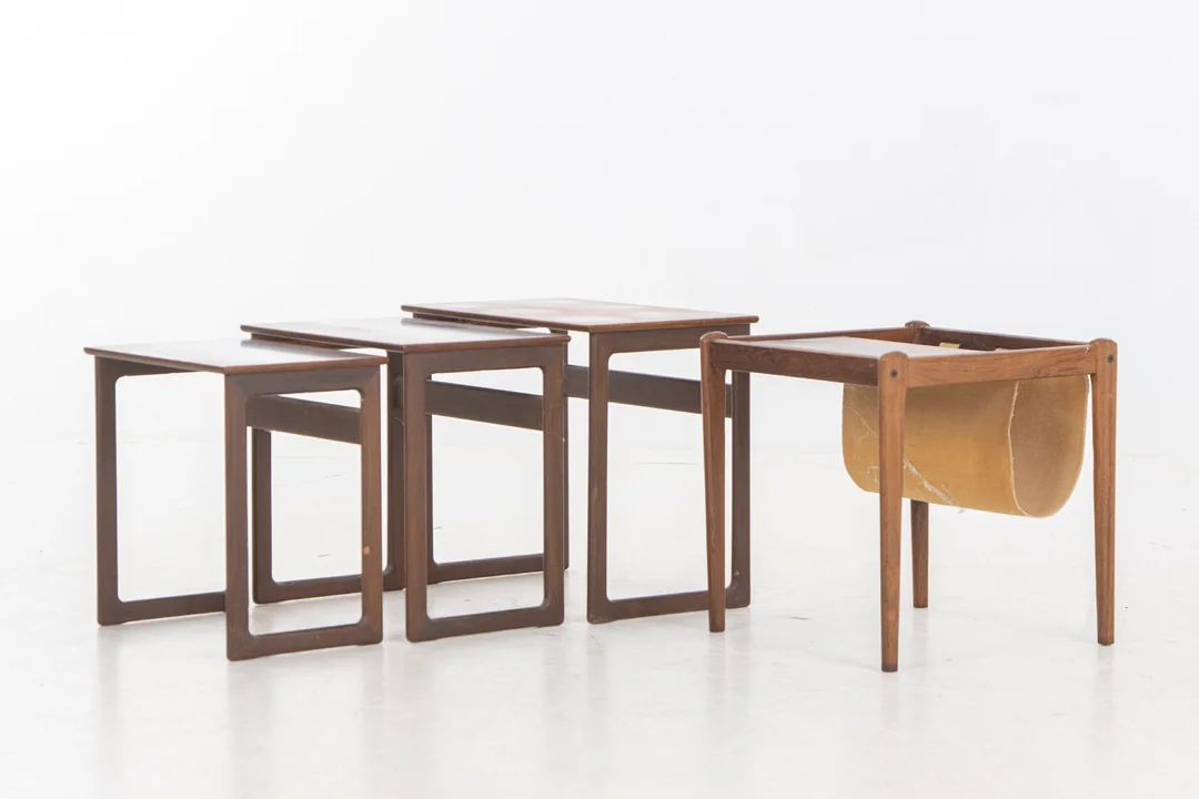Side table / magazine holder and set of nesting tables, rosewood (2) — Furniture/Coffee tables, occasional tables — Lauritz