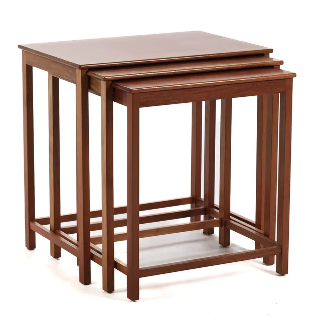 Danish furniture manufacturer: Nesting tables - mahogany (3)