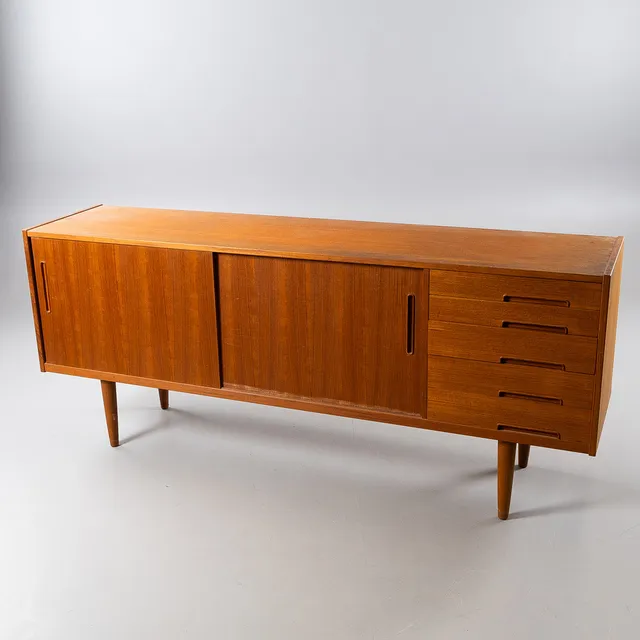 NILS JONSSON. Sideboard, ''Trento'', teak, Troeds, 1960-tal.