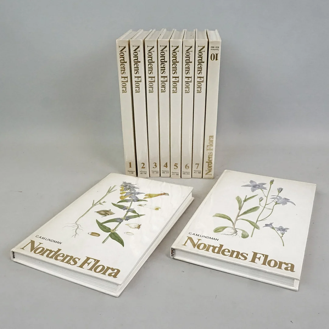 C.A.M LINDMAN, 10 band, "Nordens Flora", Förlag Wahlström & Widstrand, Stockholm, tryckår 1974-75. — Books — Roslagens Auktionsverk