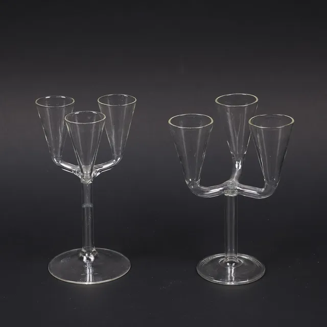SNAPSGLAS, 3-armade, möjligen Trelleborgs Glasbruk, 2 st.