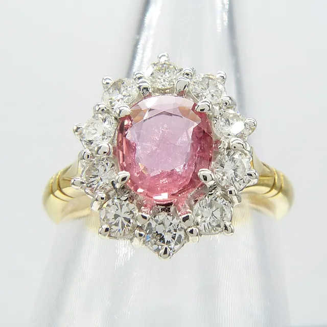 PINKISH RED RUBY & DIAMOND RING.