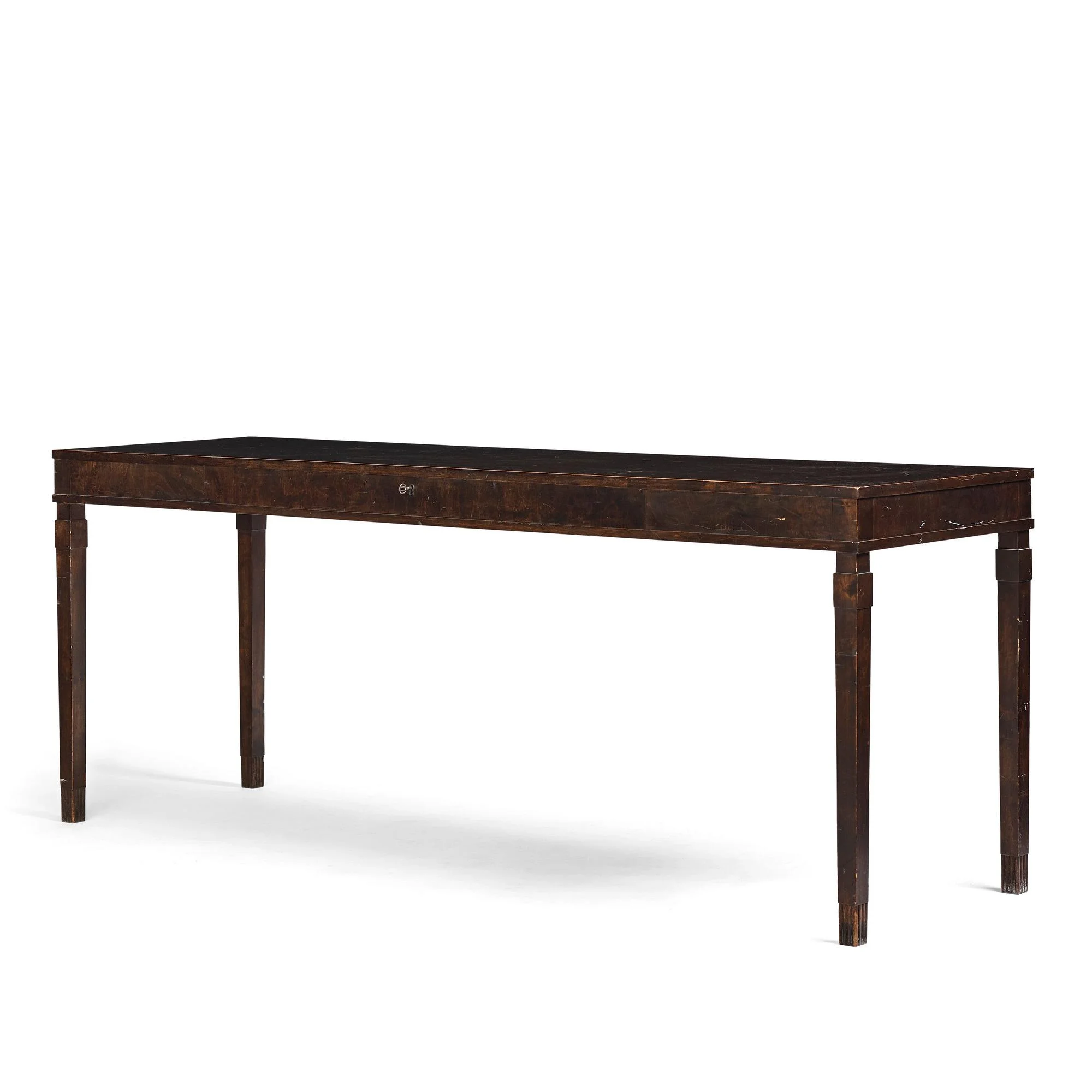 Carl Malmsten, tillskrivet, skrivbord, Svenska Möbelfabrikerna Bodafors, ca 1925, Swedish Grace, arkitekt Ivar Tengboms eget exemplar. — Bukowskis