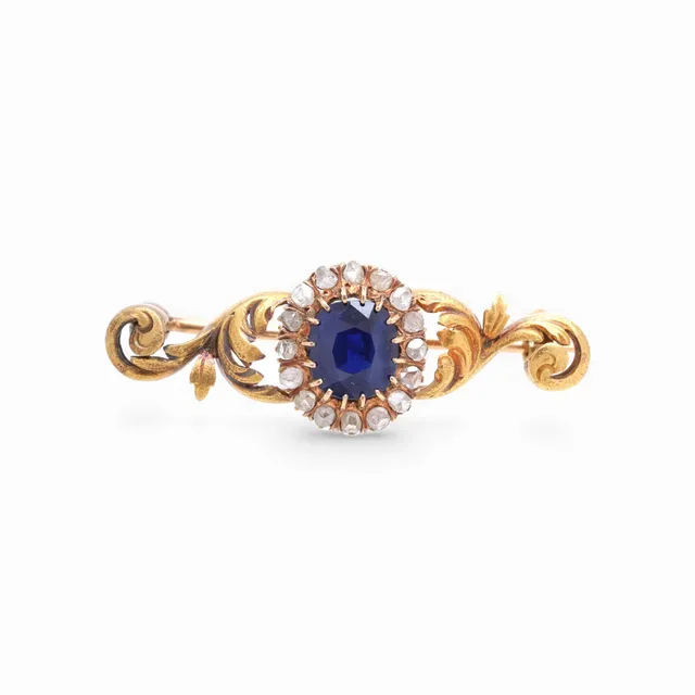 Sapphire and diamonds brooch, first third of the 20th Century.