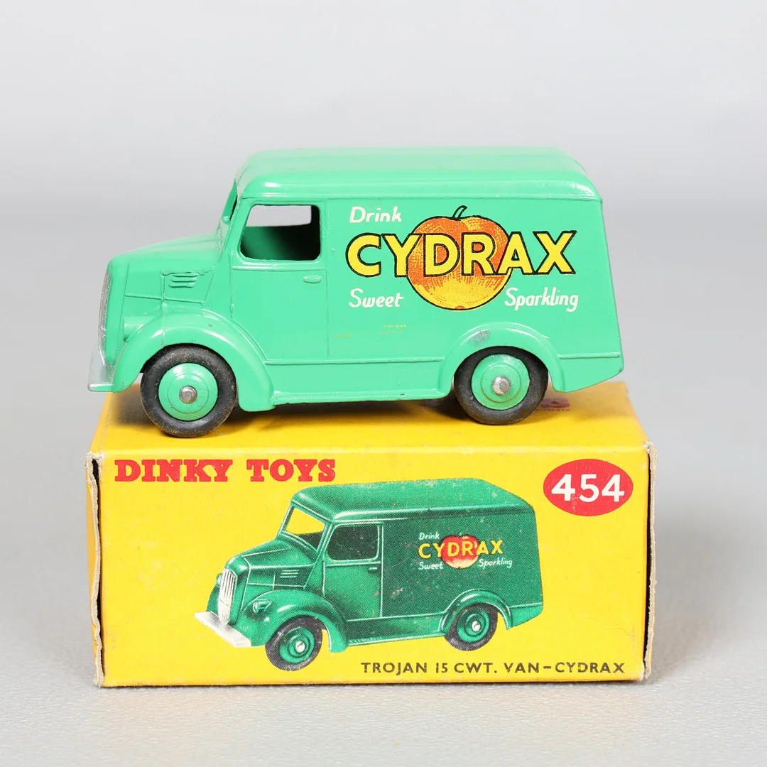 DINKY TOYS NO. 454 TROJAN 15 CWT. VAN - CYDRAX. — Model cars — Bishop & Miller